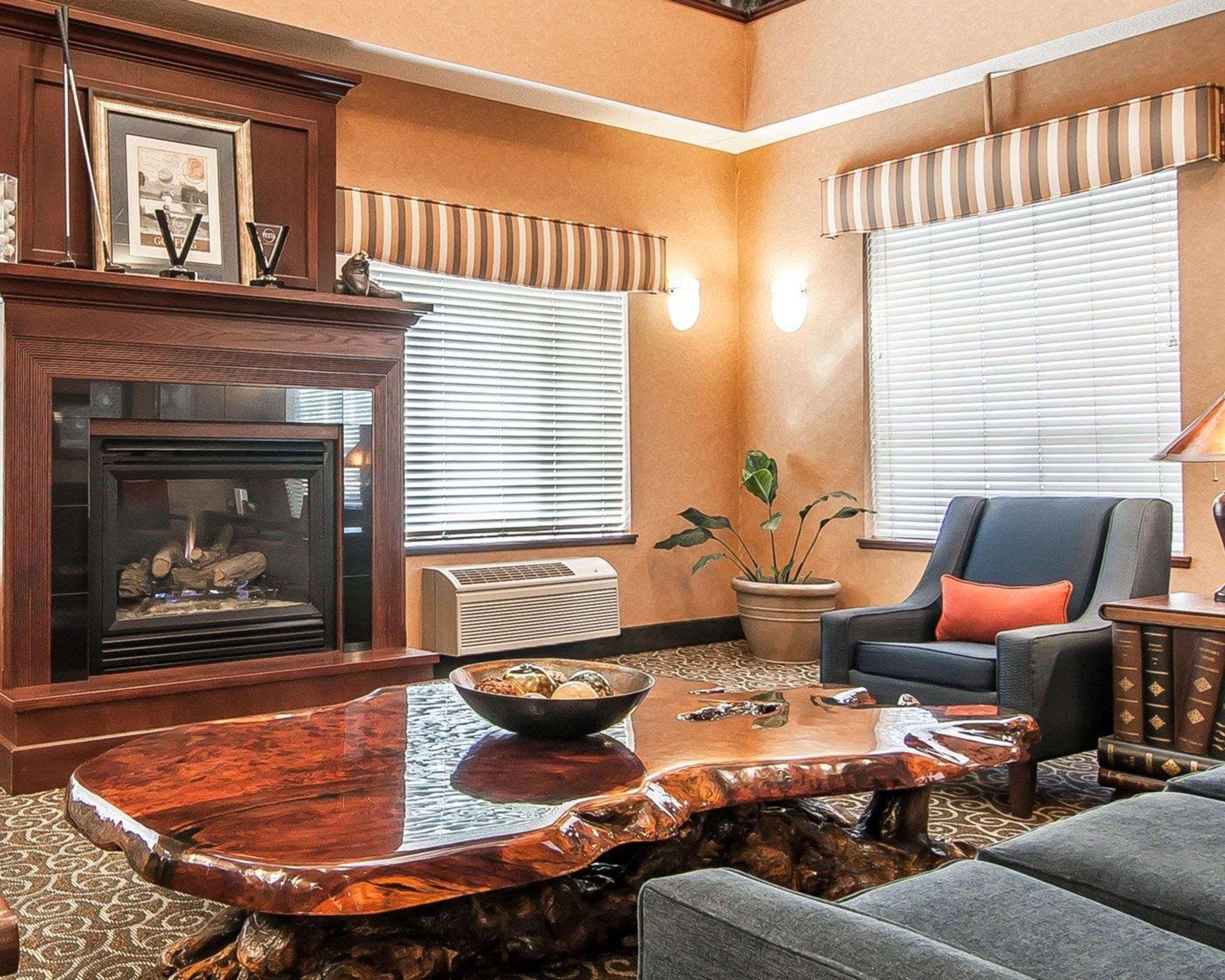 Comfort Suites Redmond Airport Esterno foto