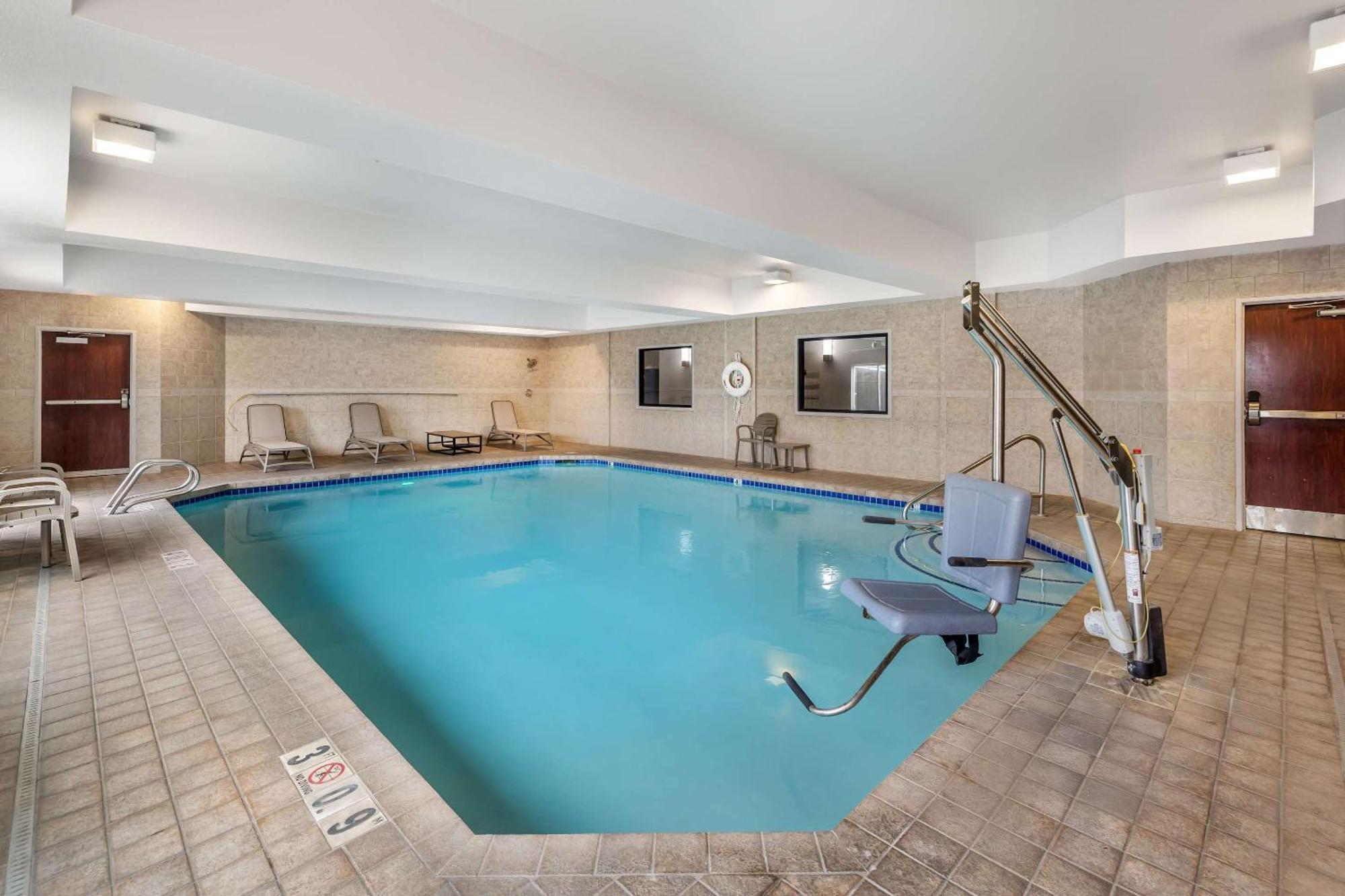 Comfort Suites Redmond Airport Esterno foto