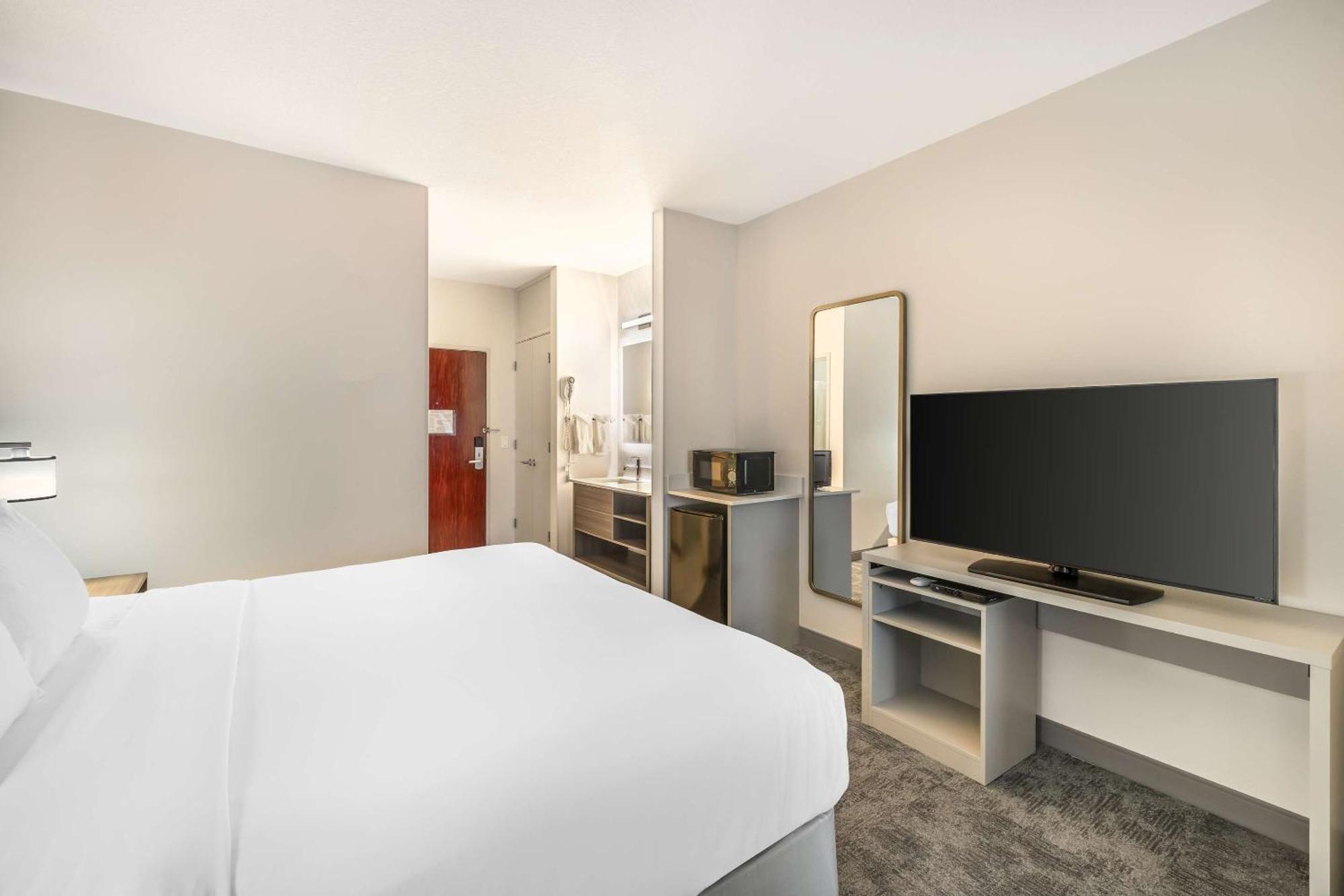Comfort Suites Redmond Airport Esterno foto